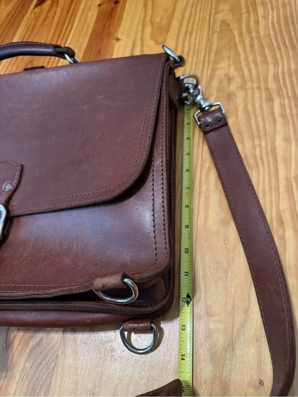 Saddleback Leather Briefcase Chestnut Brown Shoulder Strap Buckle